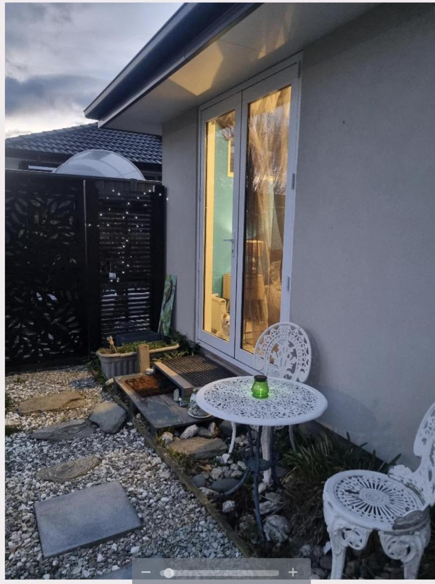Banbury Deluxe With Spa Bath! Private Courtyard! Queenstown Exterior photo